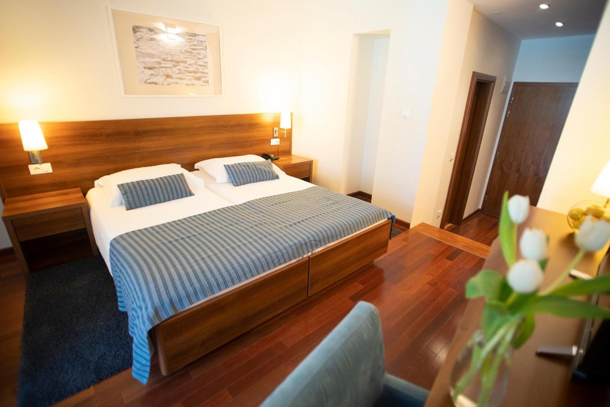 Aminess Vival Velaris Resort 수페타르 외부 사진
