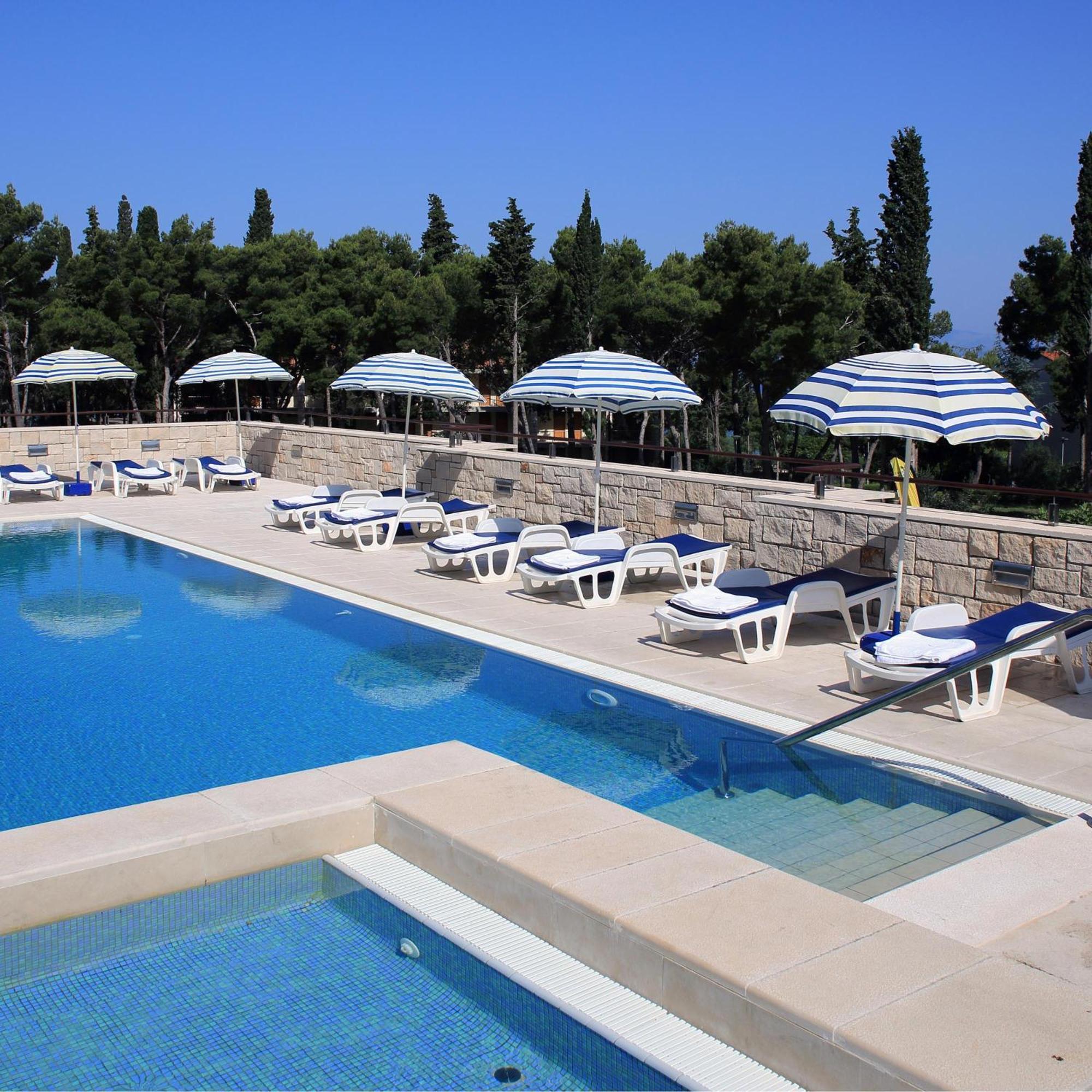 Aminess Vival Velaris Resort 수페타르 외부 사진