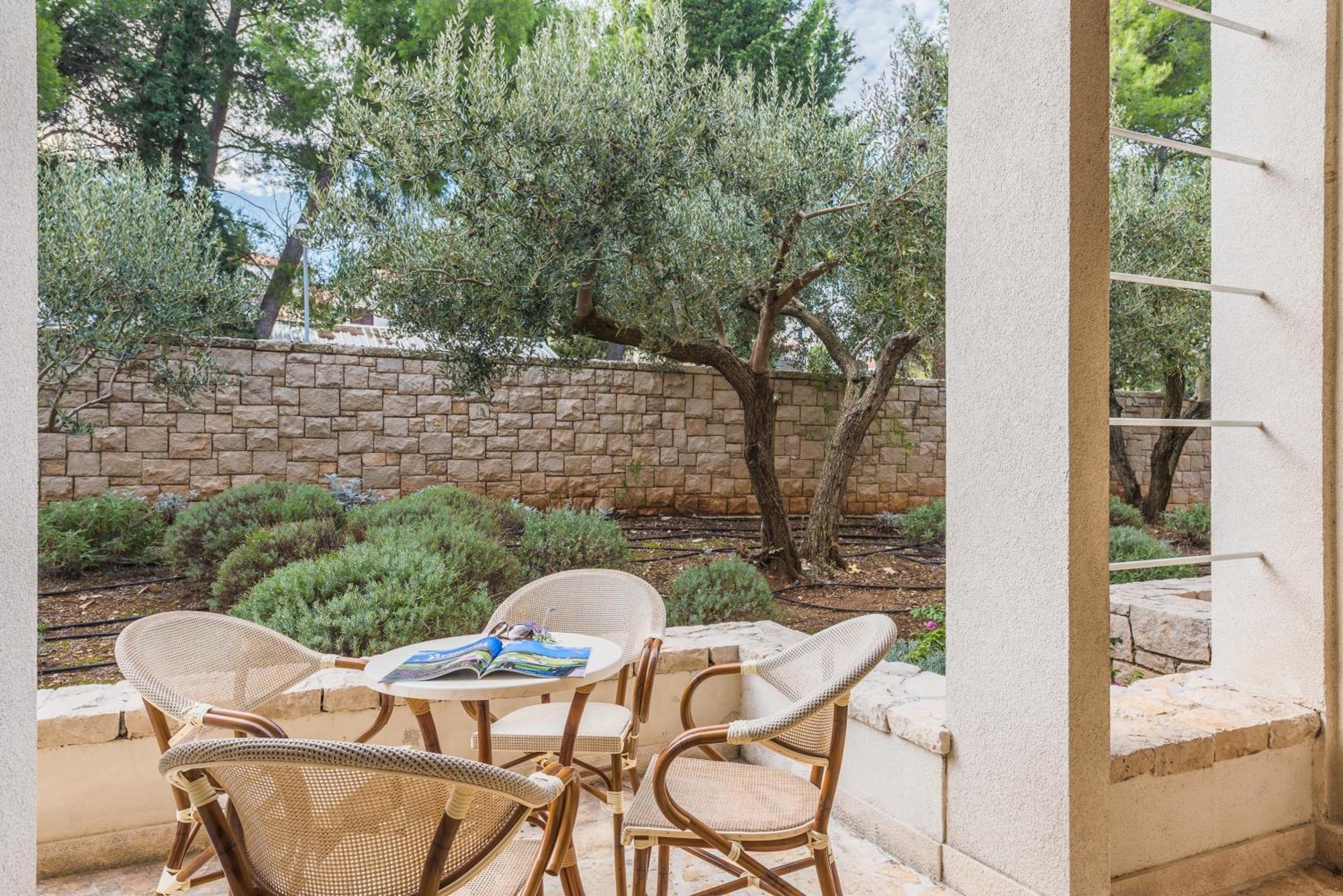 Aminess Vival Velaris Resort 수페타르 외부 사진